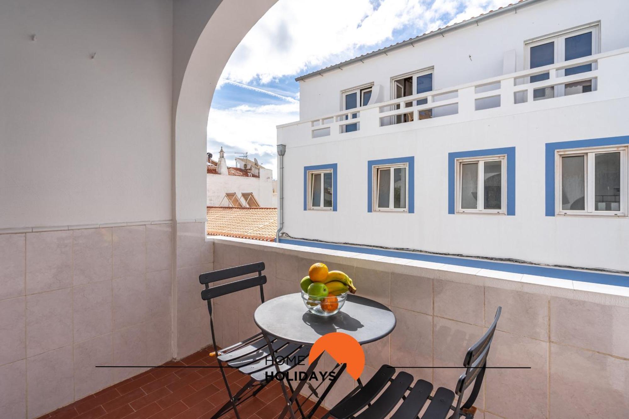 #162 Sumertime Flat By Holidays * Albufeira