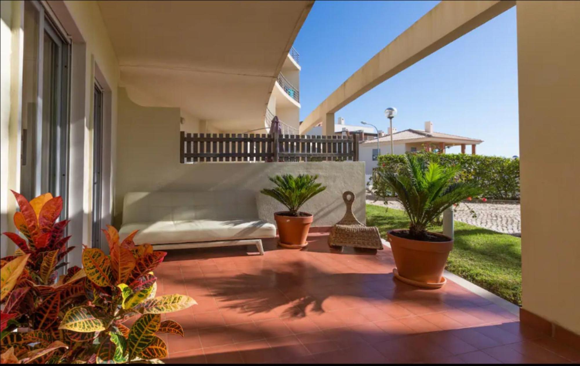 Terrace Pool Garage Dream Flat