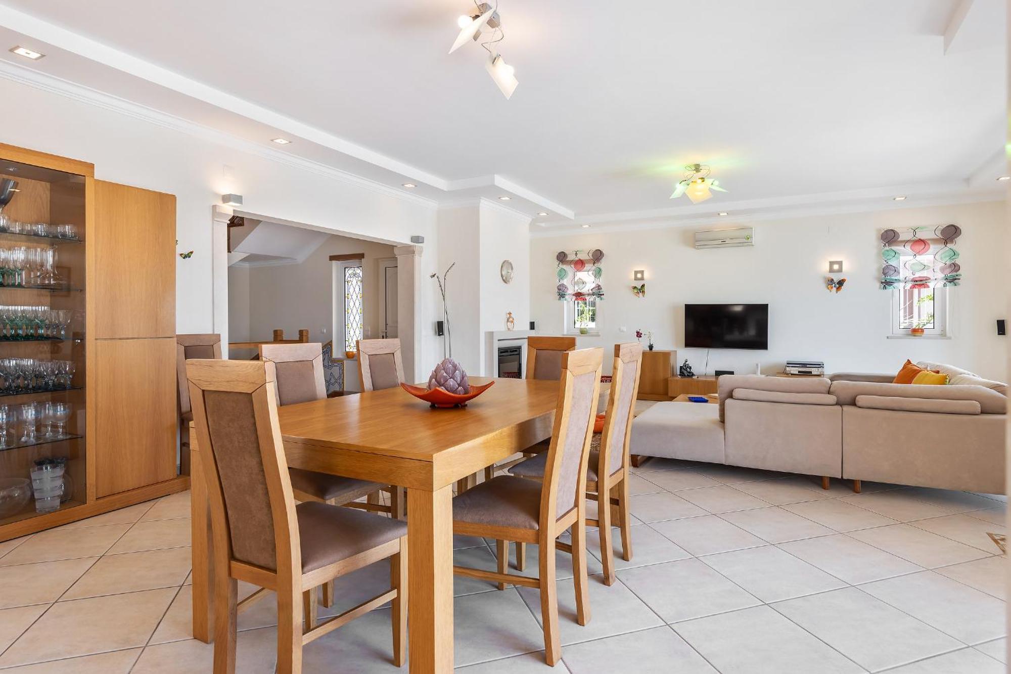 Villa Sunflower By Ocvillas *