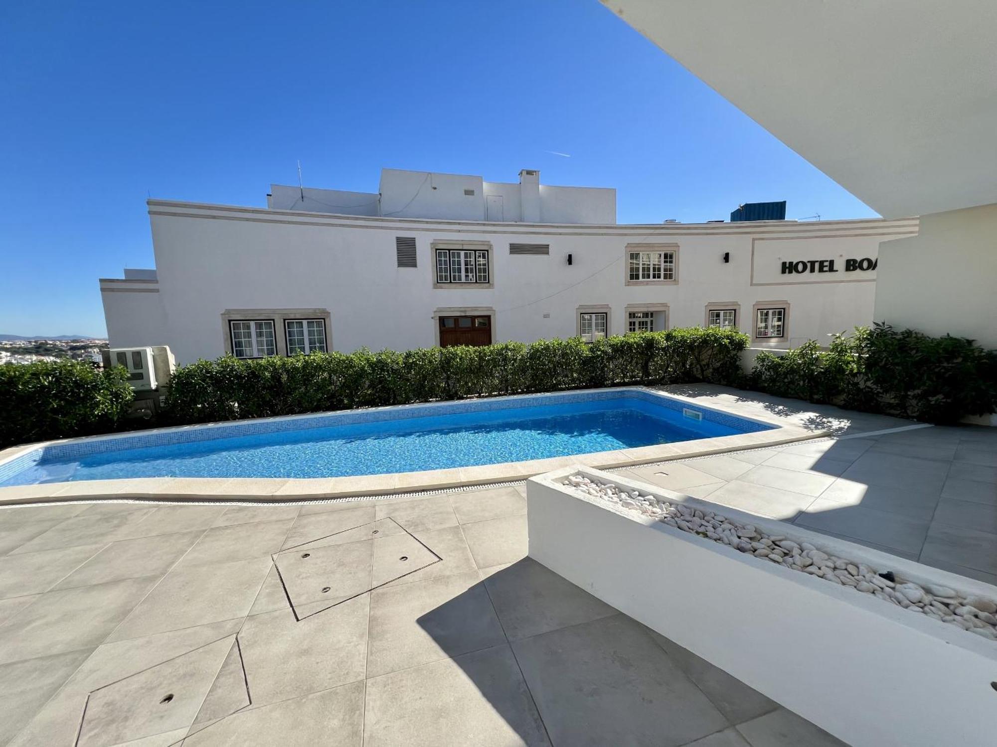 Apartment Stylish 2 With Pool By Homing