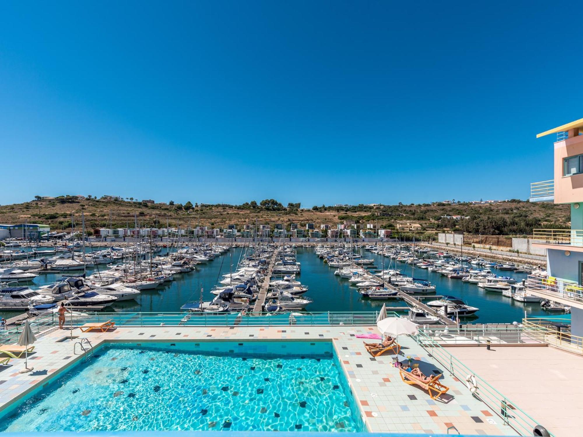 Luxury 1 Bedroom Apartment, Marina De Albufeira4 * Albufeira