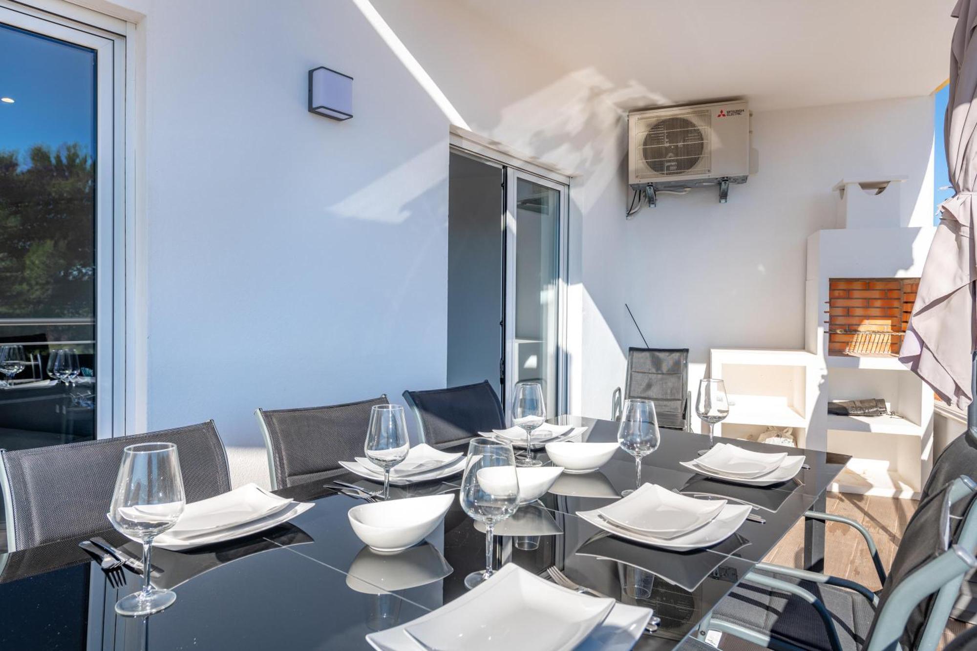 Ocean Drive - Oura - Jacuzzi - By Bedzy Apartamento