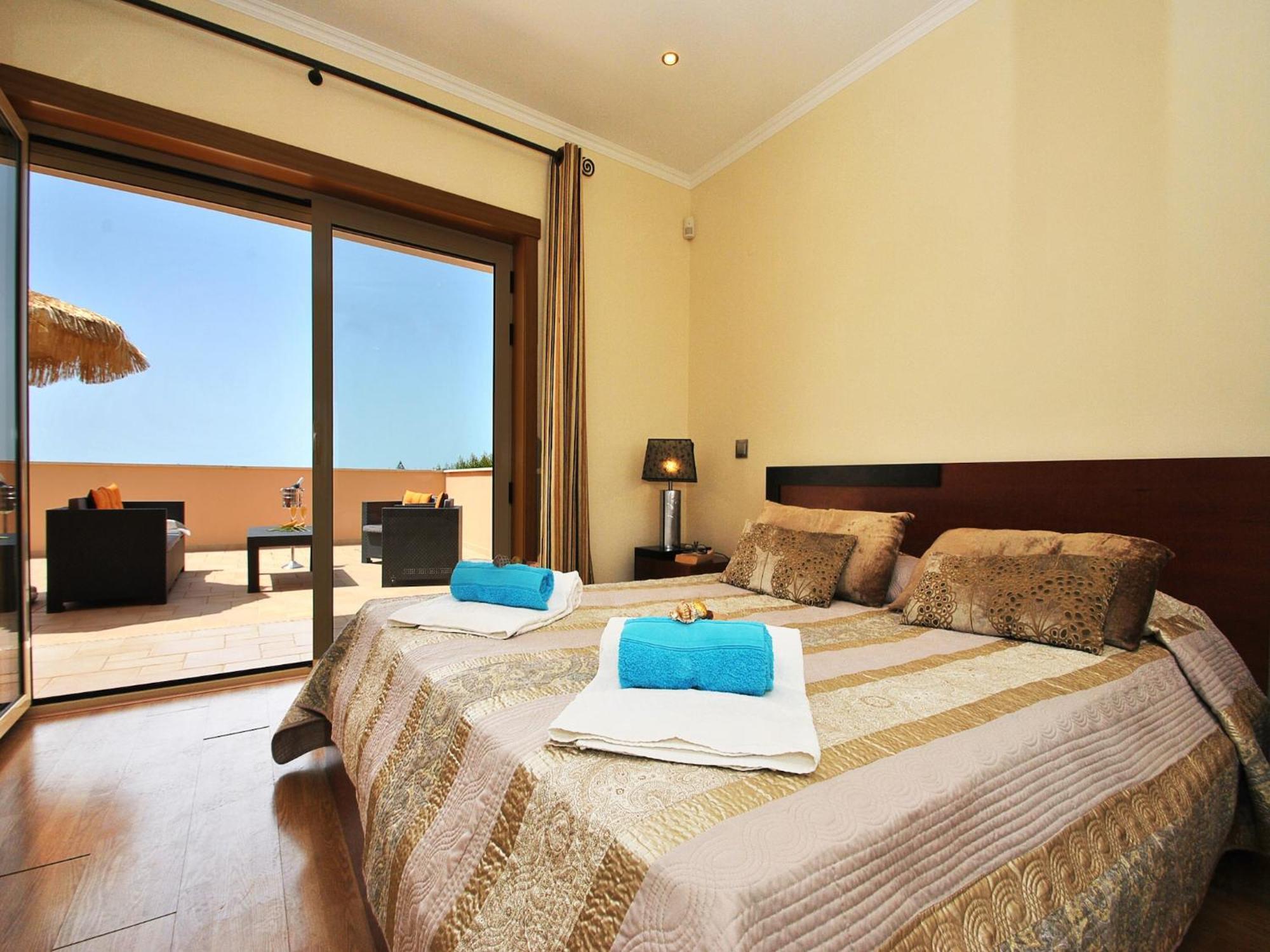 Villa Superb Heatable Pool *