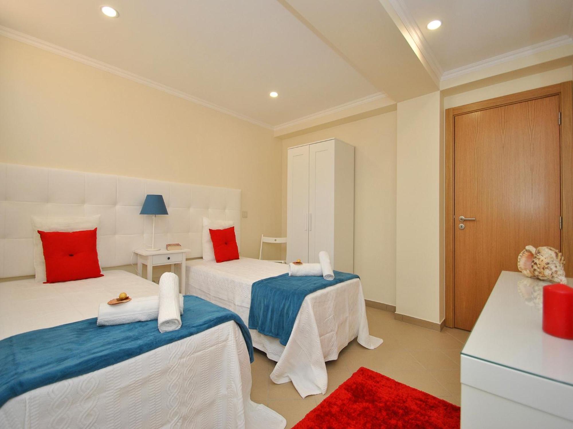 Superb Heatable Pool * Albufeira