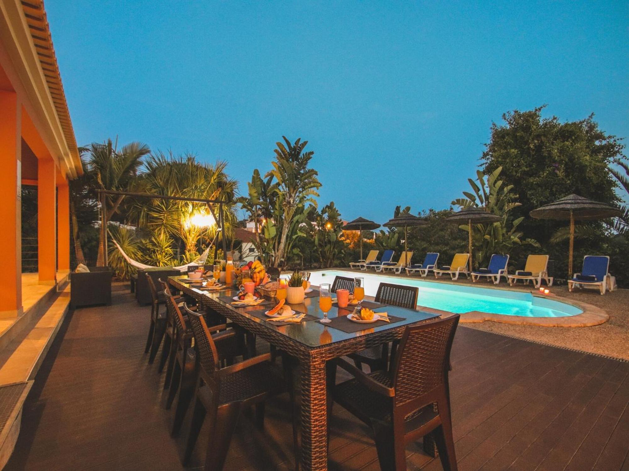 Superb Heatable Pool