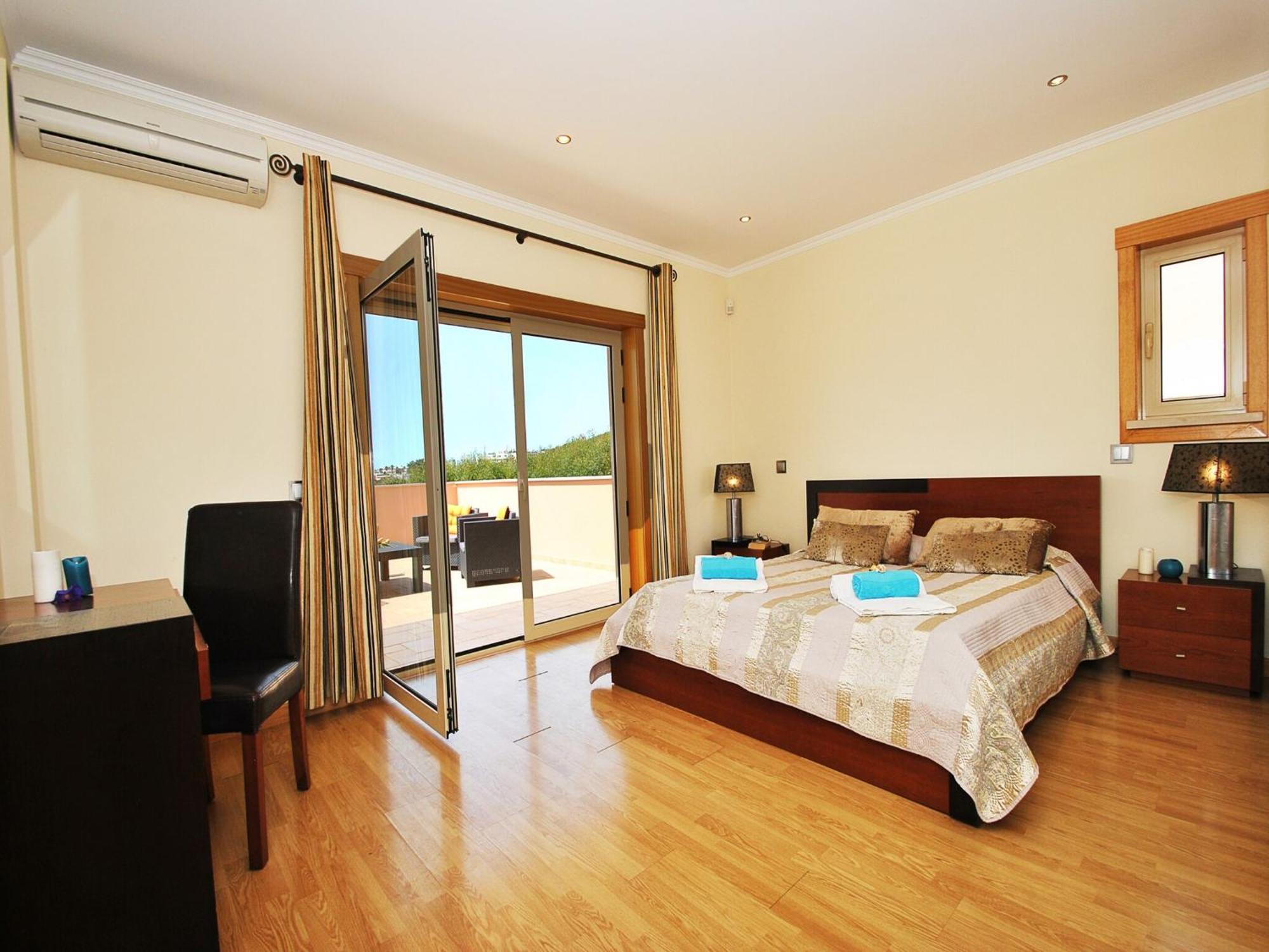 Villa Superb Heatable Pool *