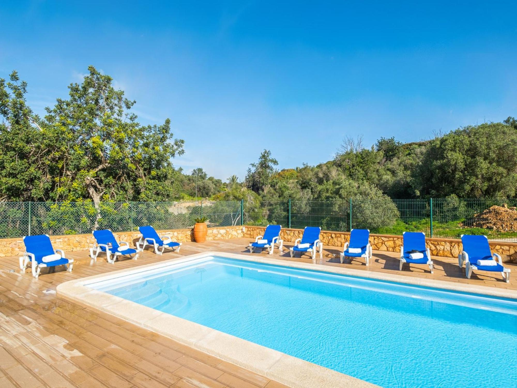 Villa With Heatable Pool, 4 Bedrooms *
