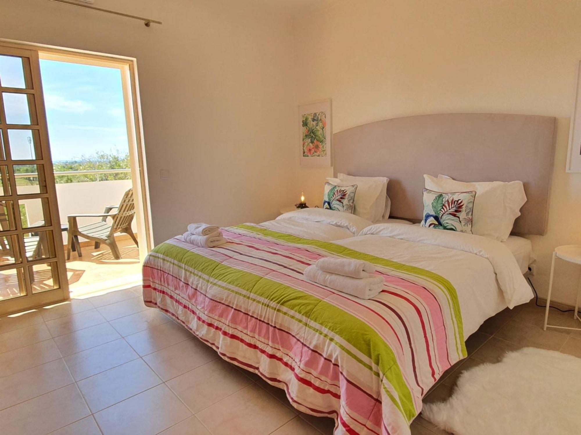 Spacieuse Pour Familles Avec Piscine Privee A - Pt-1-6 Villa