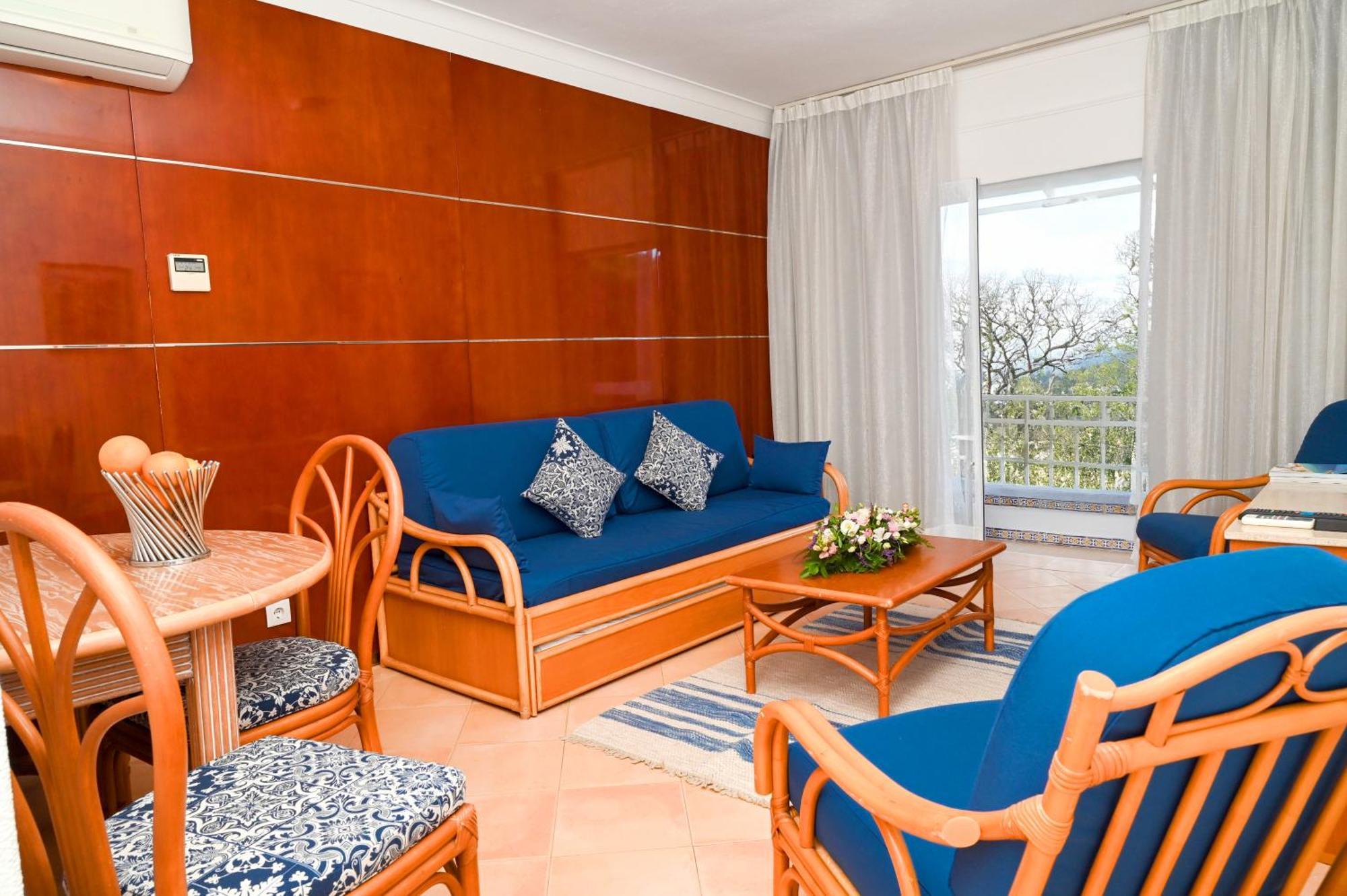 Muthu Clube Da Oura Aparthotel
