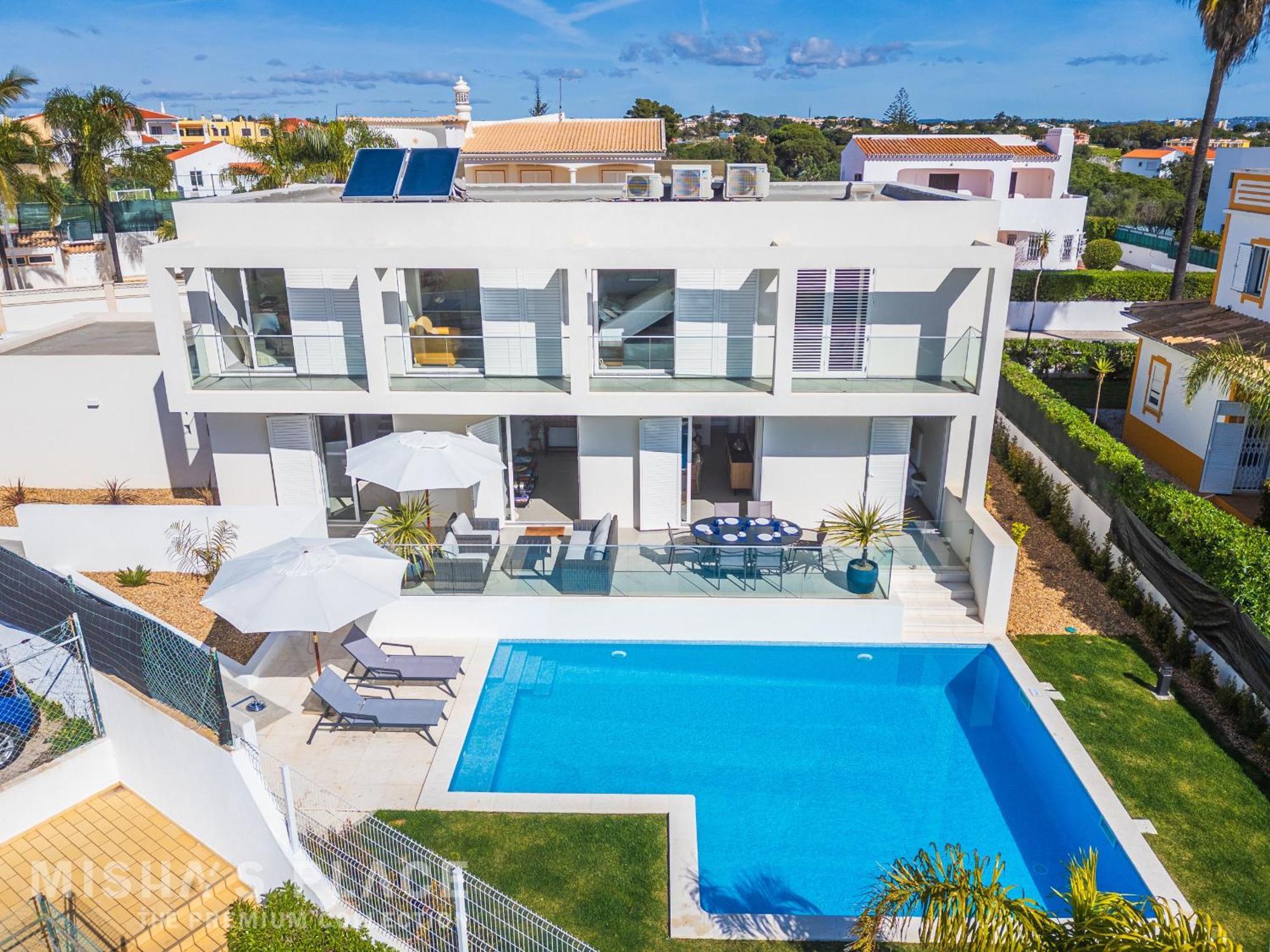 Alba - Premium By Misha's Place Villa