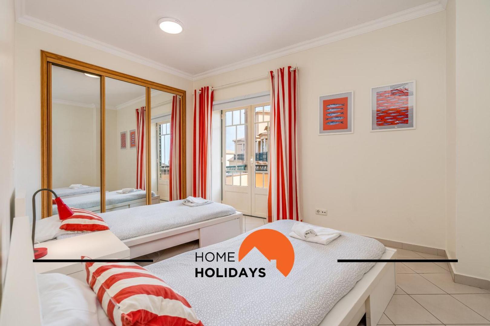 #274 Pedra Dos Bicos T By Holidays Apartment