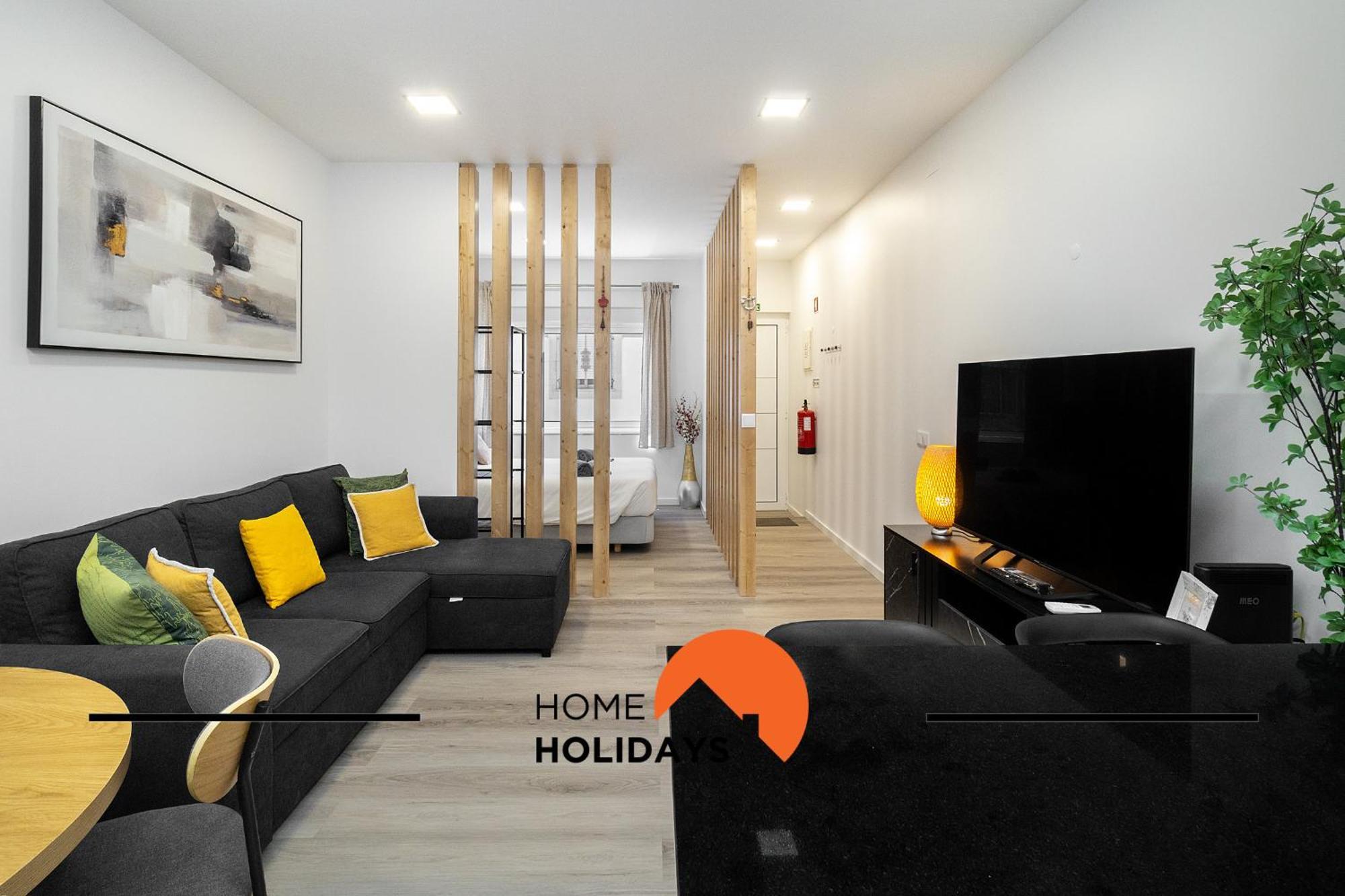 #304 - House By Holidays Apartment