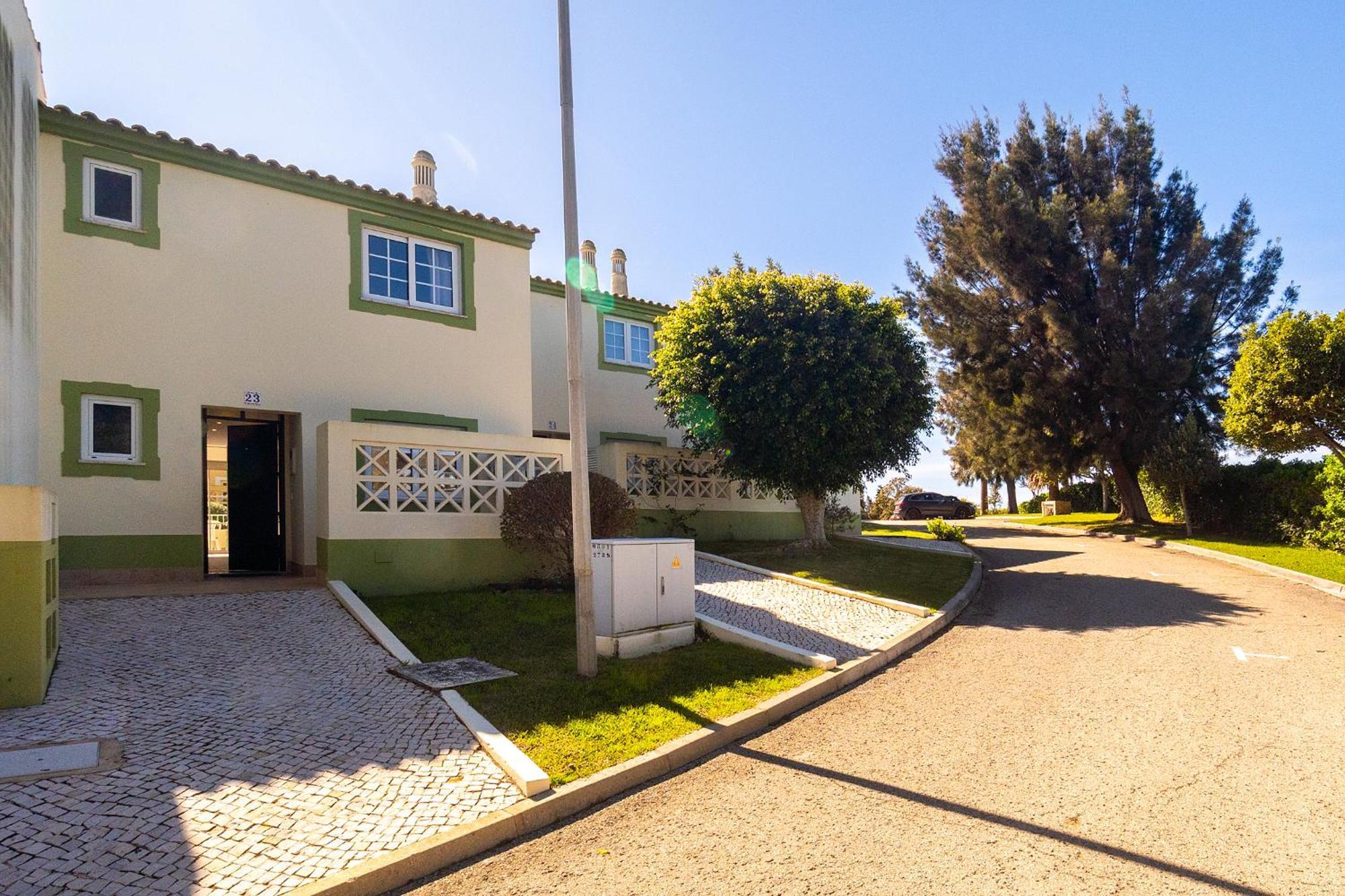 Ponta Grande - Luzia Villa