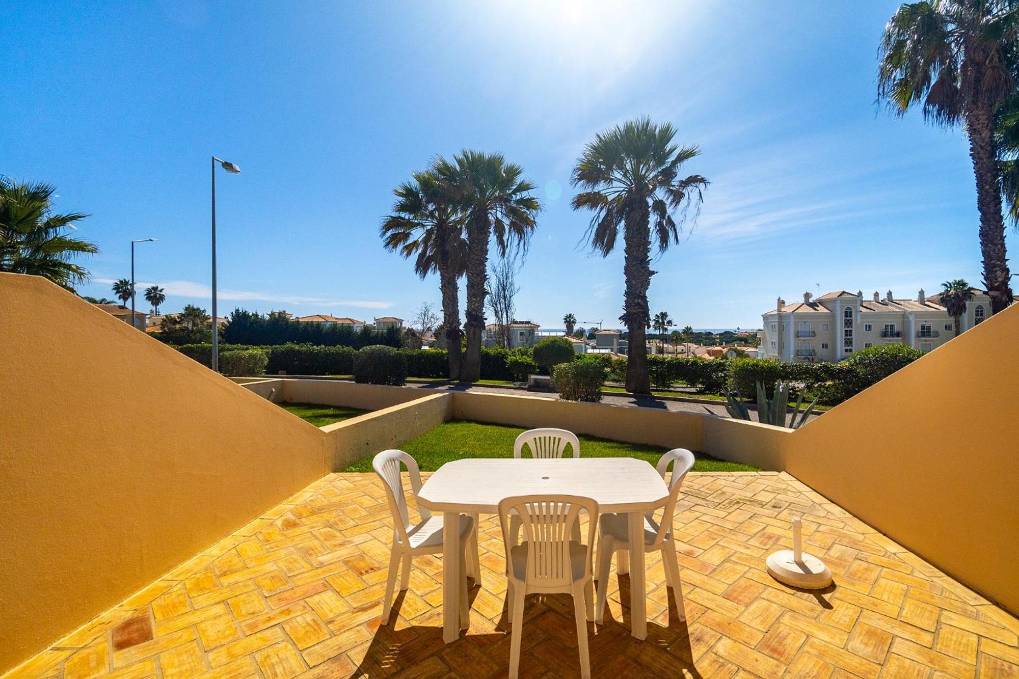 Villa Ponta Grande - Ponta *