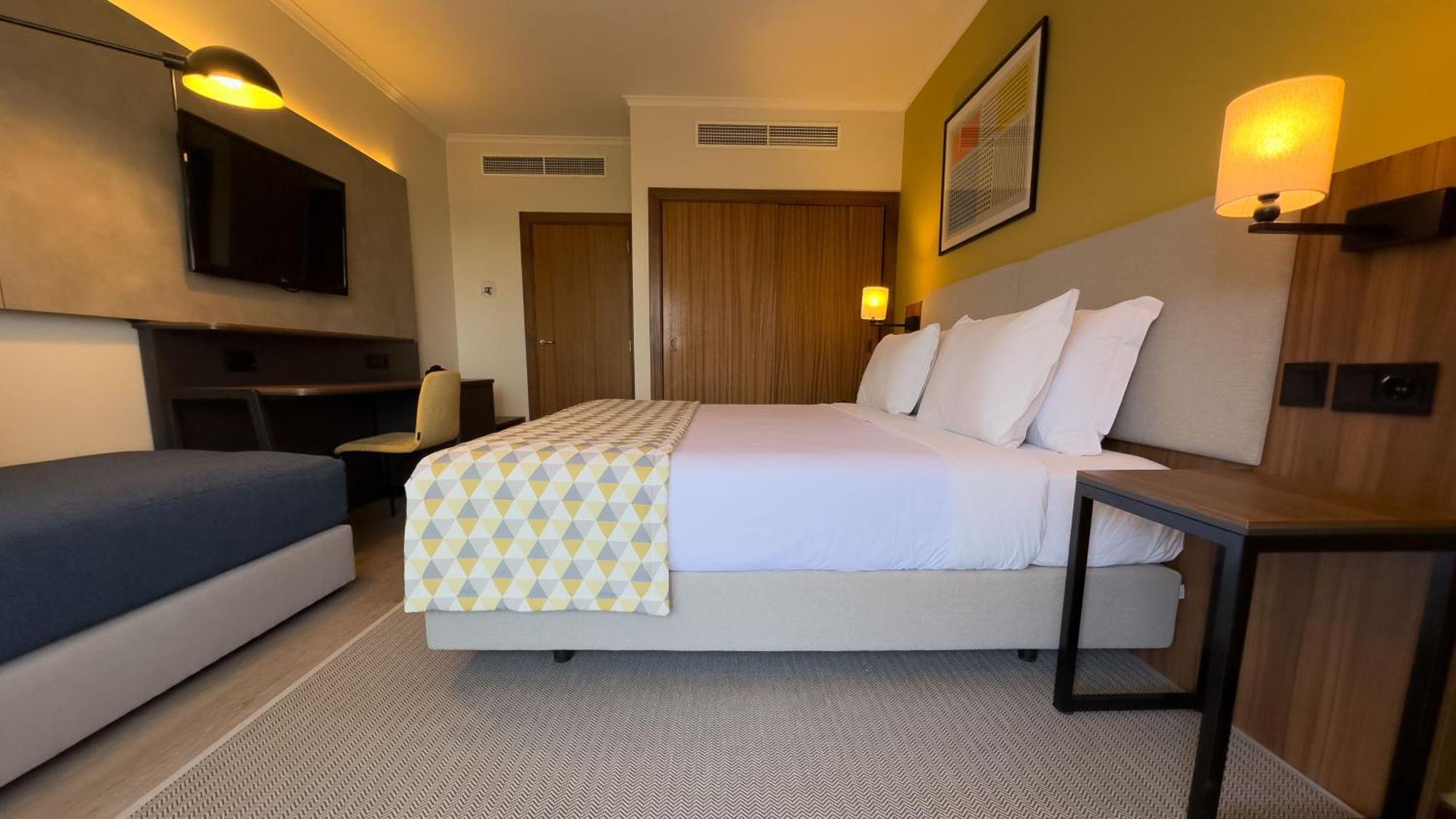 Hotel Holiday Algarve By Ihg