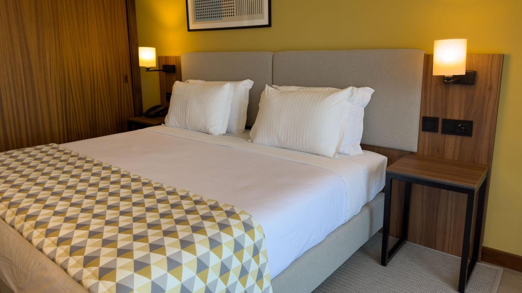 Hotel Holiday Algarve By Ihg 4*