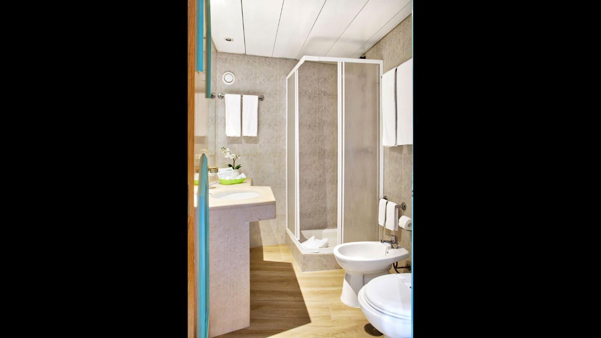 Amazing 2 Bedroom In