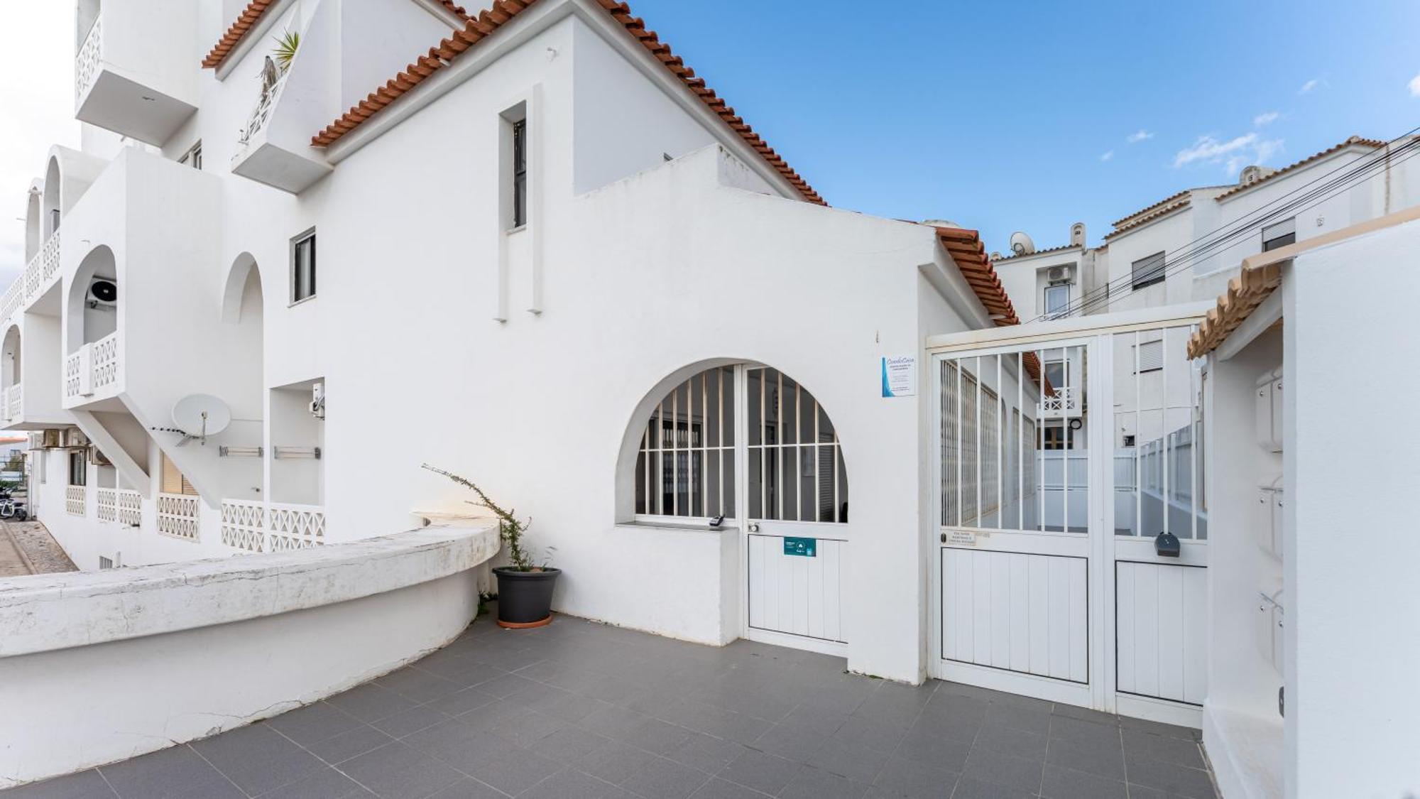 Cozy 2br Near Oura By Lovelystay Albufeira