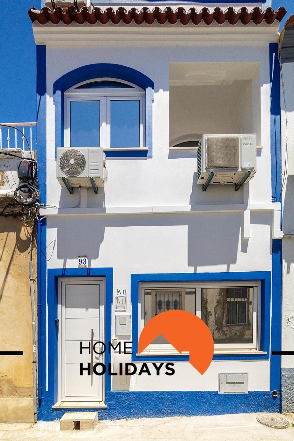 #304 - House By Holidays *