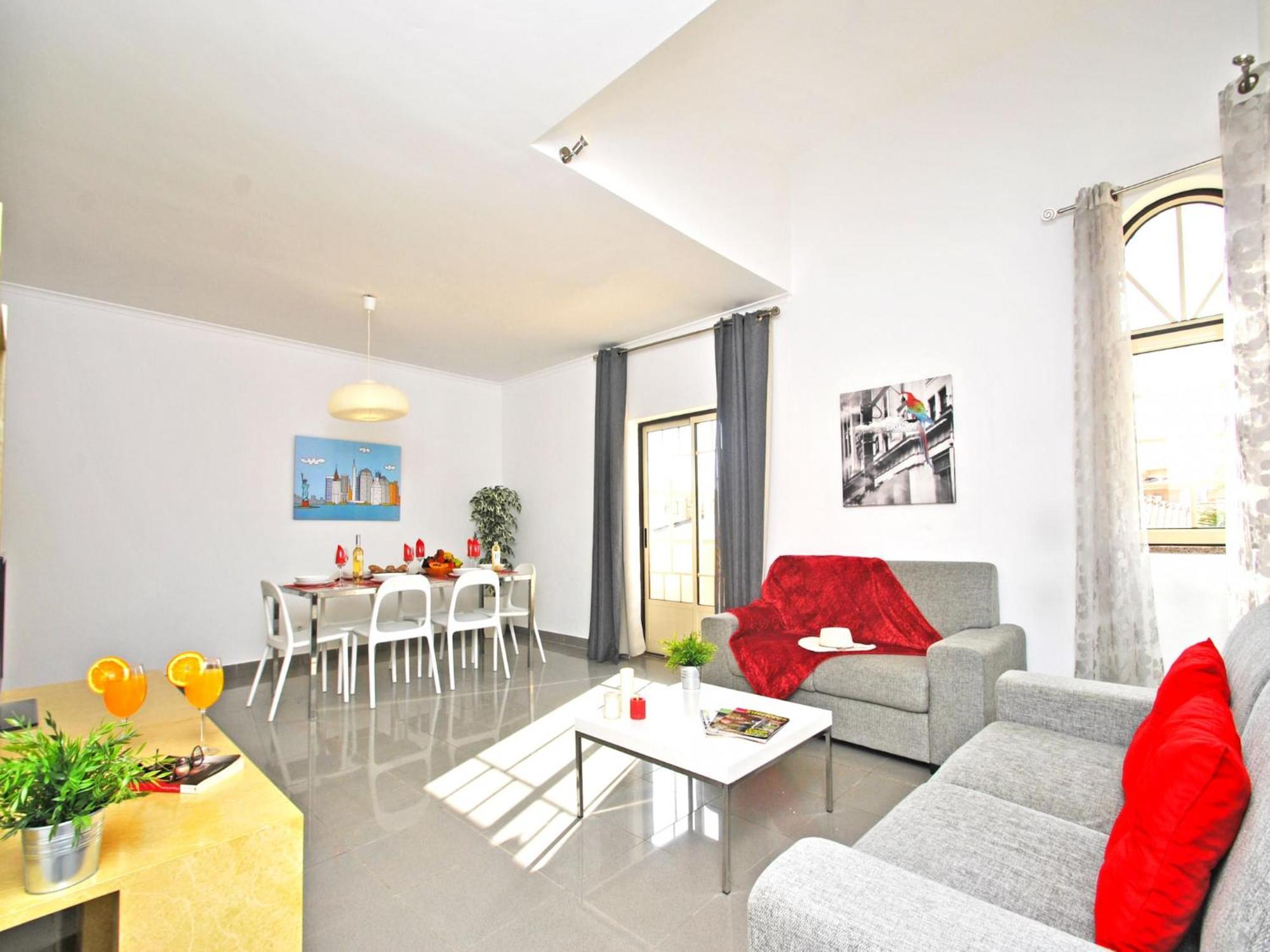 Apartment Superb With Pool