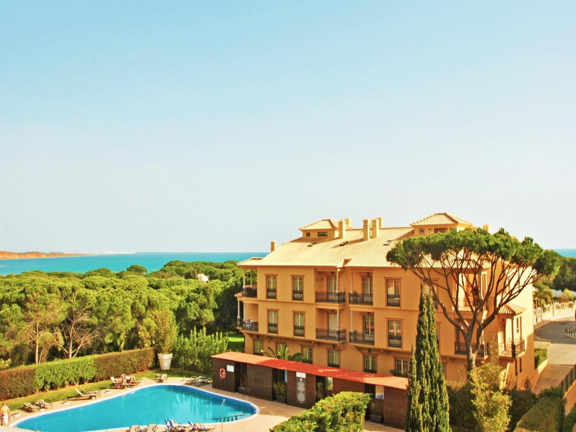 Apartment Superb With Pool Albufeira