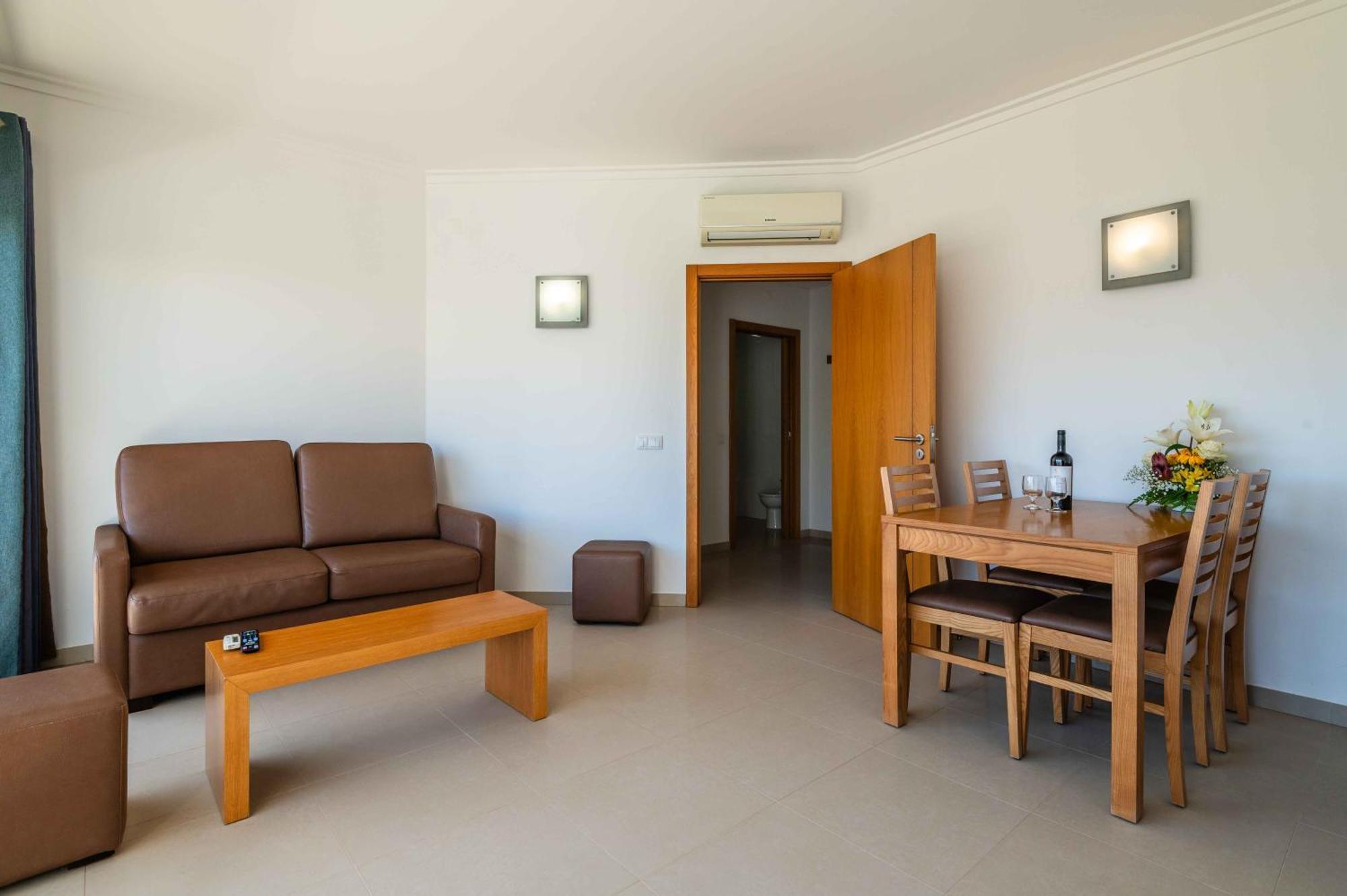 Apart-hotel Turisticos Monte Da Vinha Ii