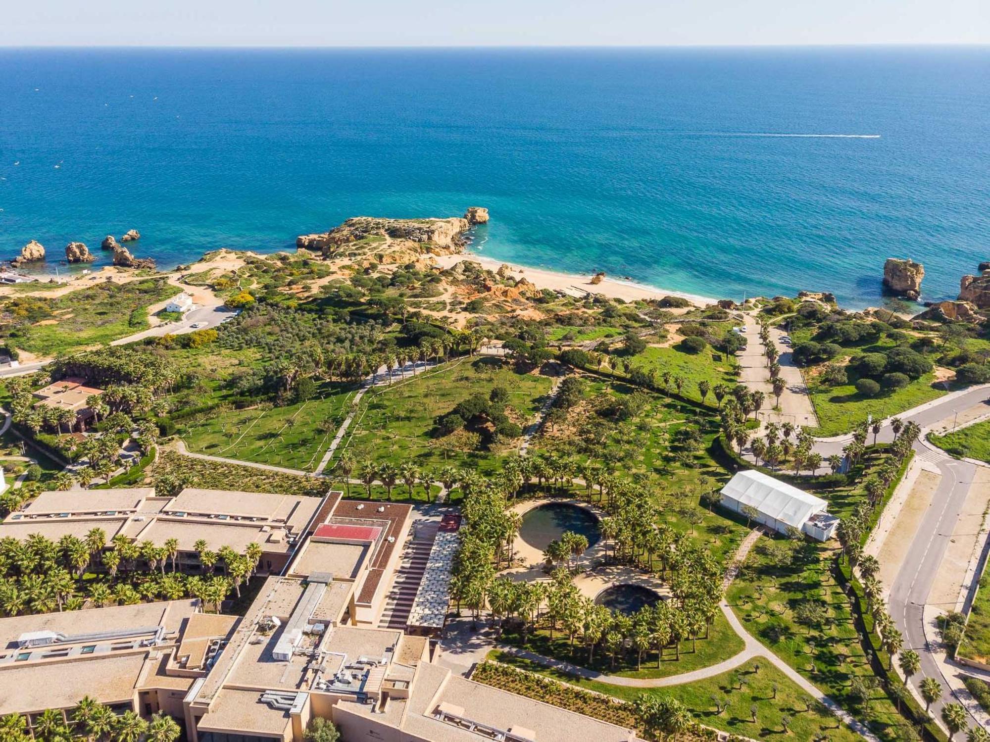 Beachside Bliss T2 With Pool & Access By Drago Apartment Albufeira