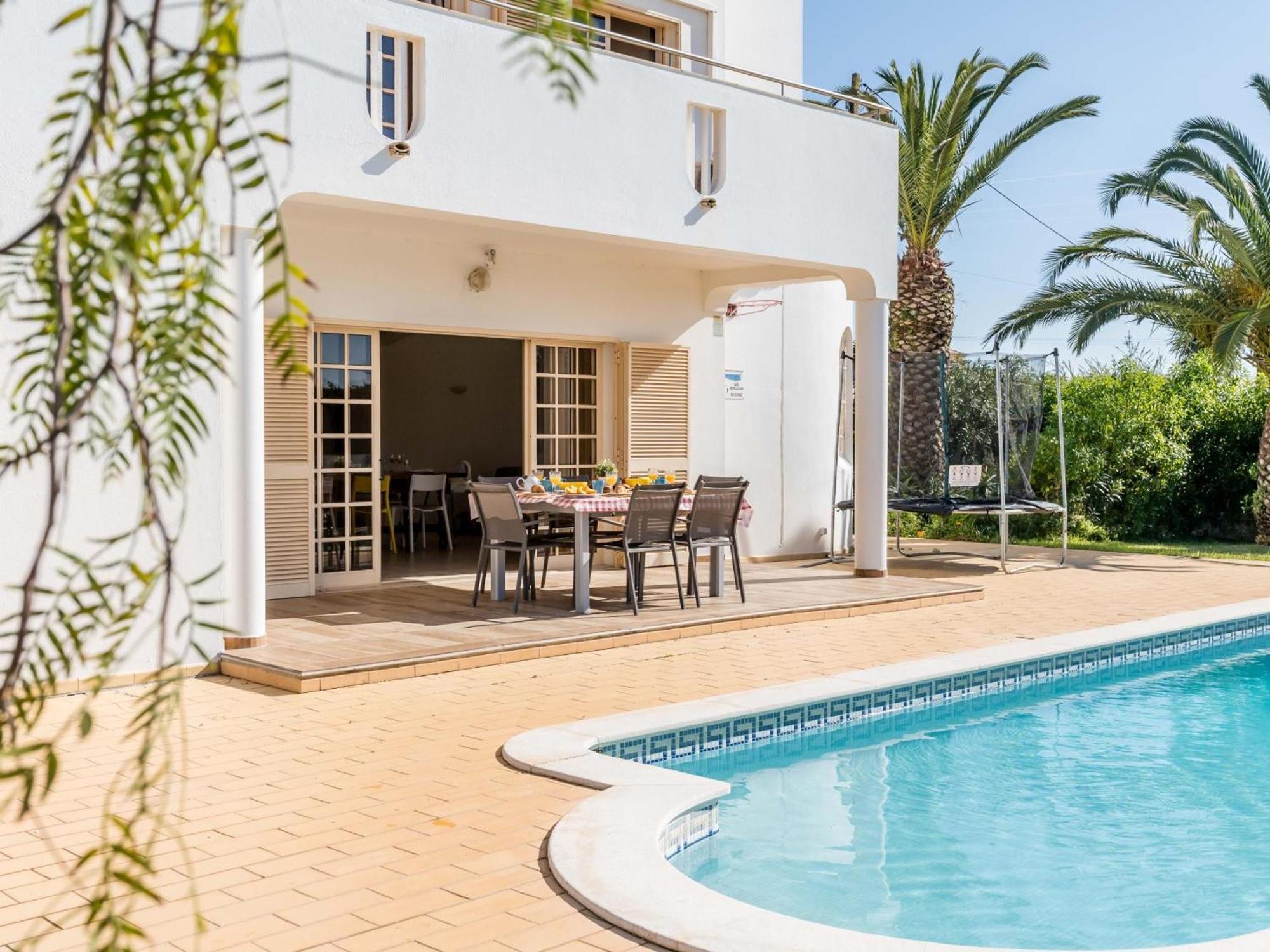 Villa Spacieuse Pour Familles Avec Piscine Privee A - Pt-1-6 *