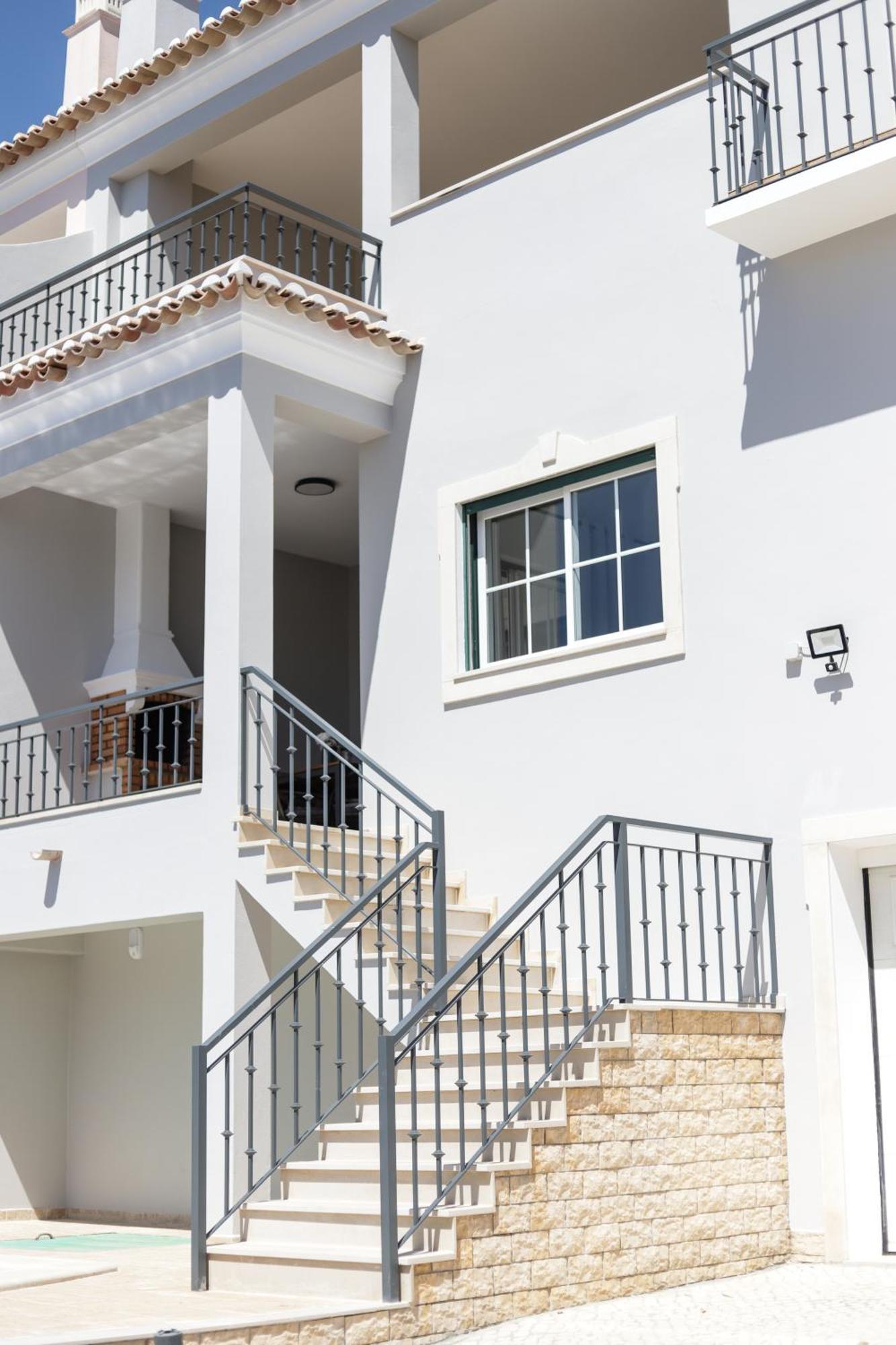 Silver Globe Villa