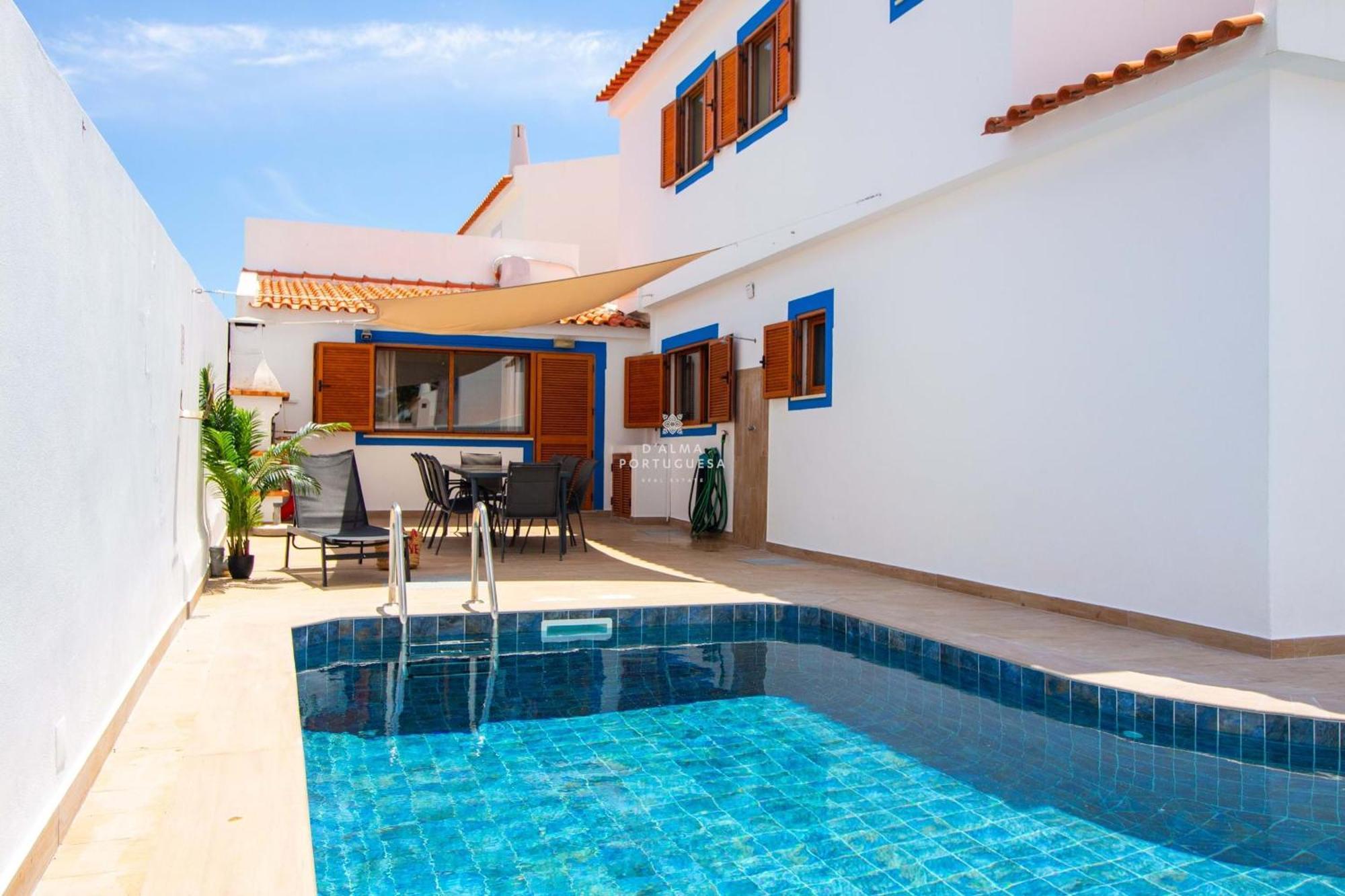 Villa Girassol - By Dalma Portuguesa *