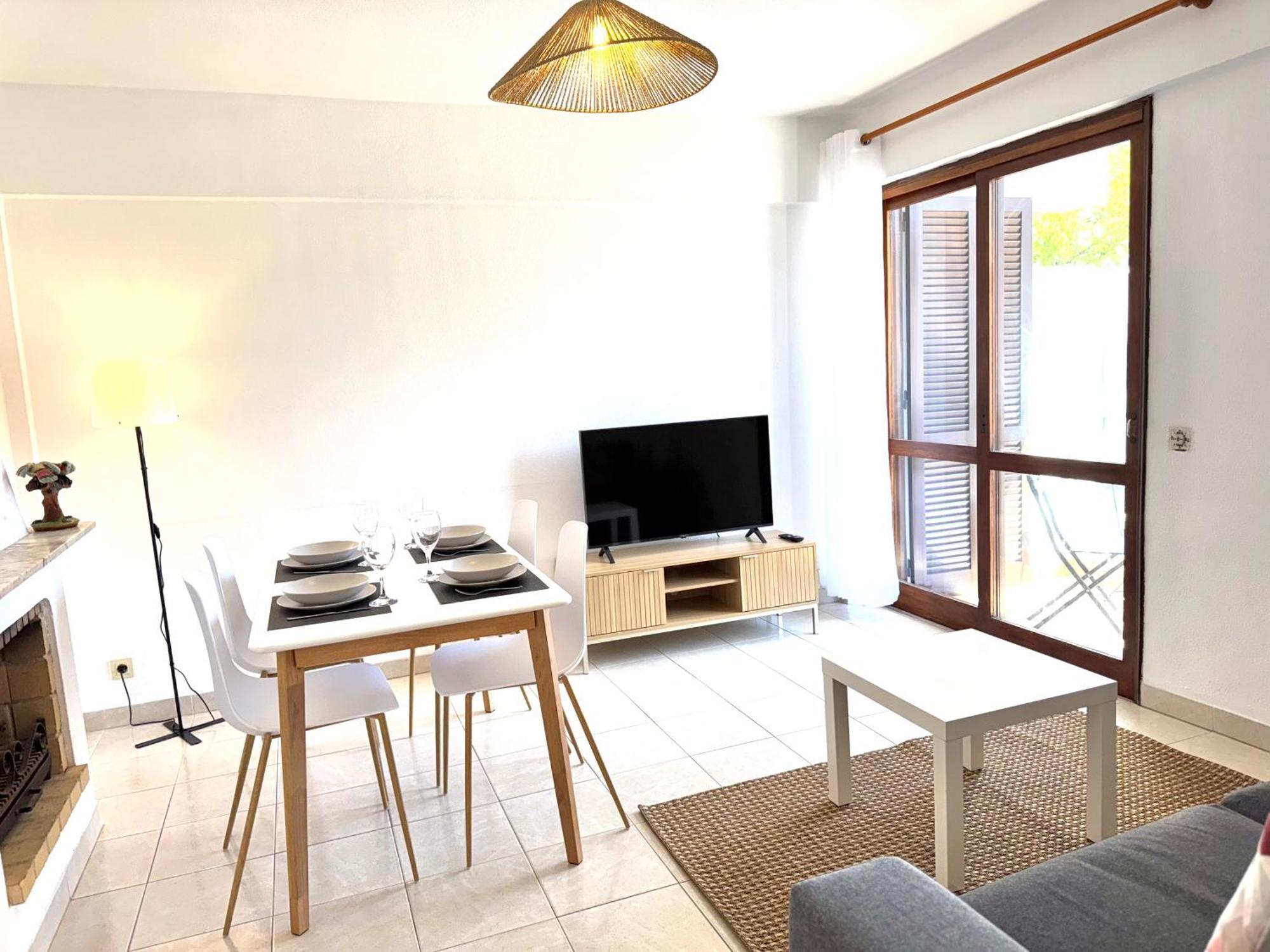Apartment - 2 Bedrooms