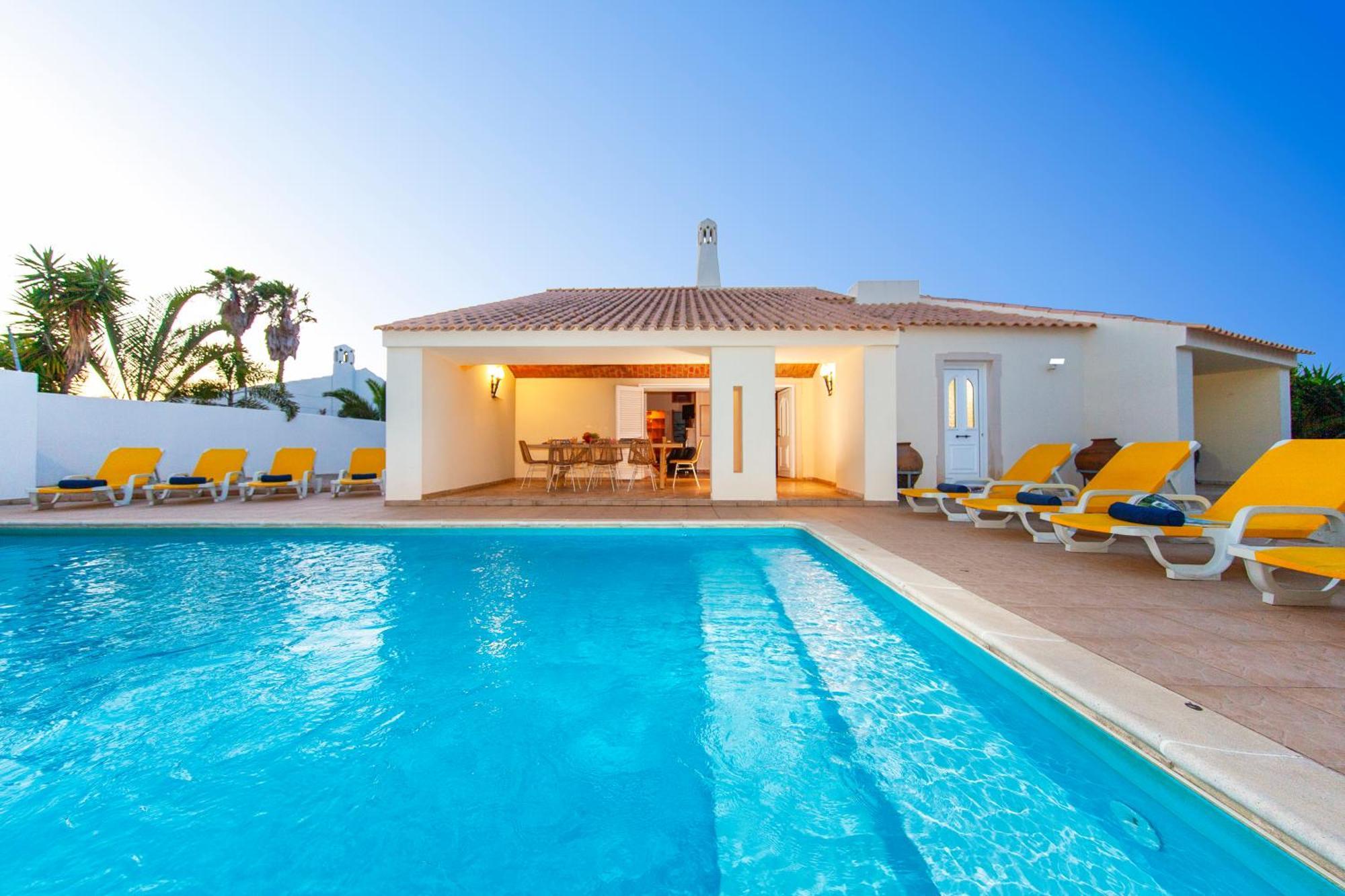 Villa Palmas By Algarve Vacation Albufeira