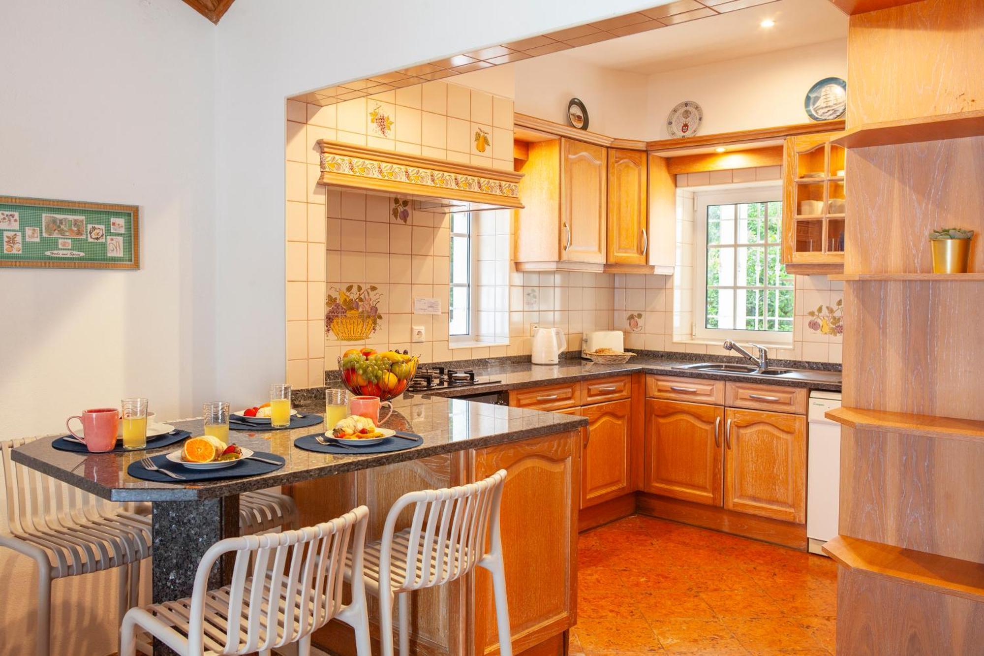 Villa Palmas By Algarve Vacation *