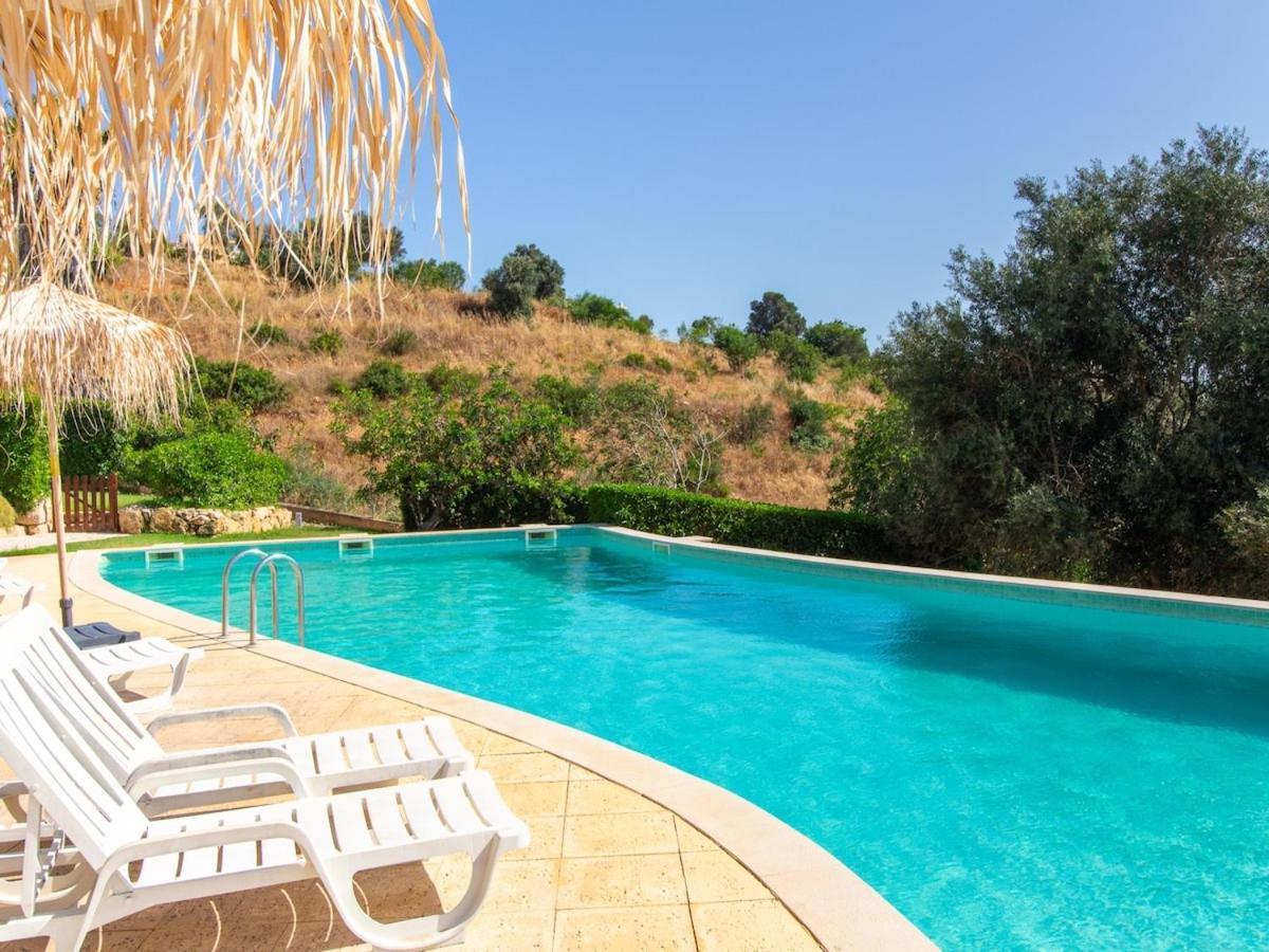 Serenity 04 House - Pool & Garden & Bbq & Comfort & Exclusivity Pousada