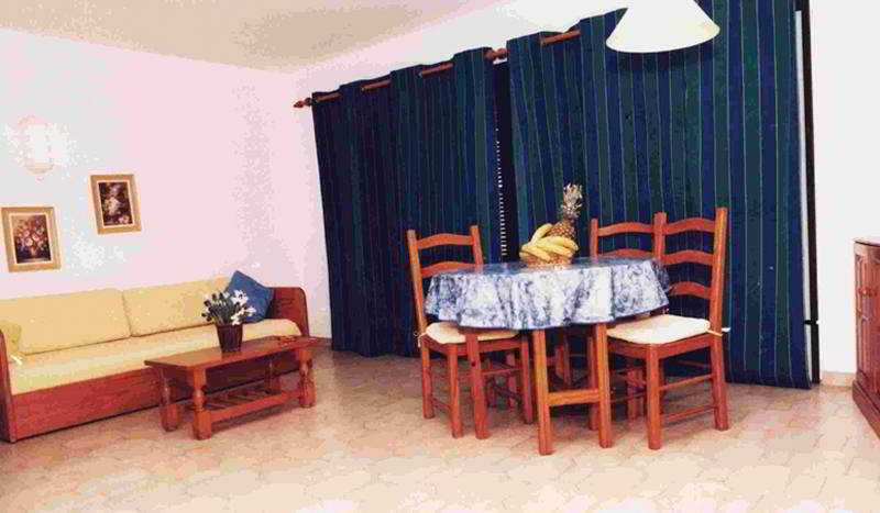 Aparthotel Rainha D. Leonor - Al
