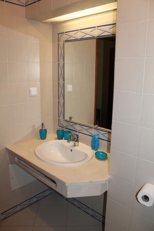 Xavilla 5 *