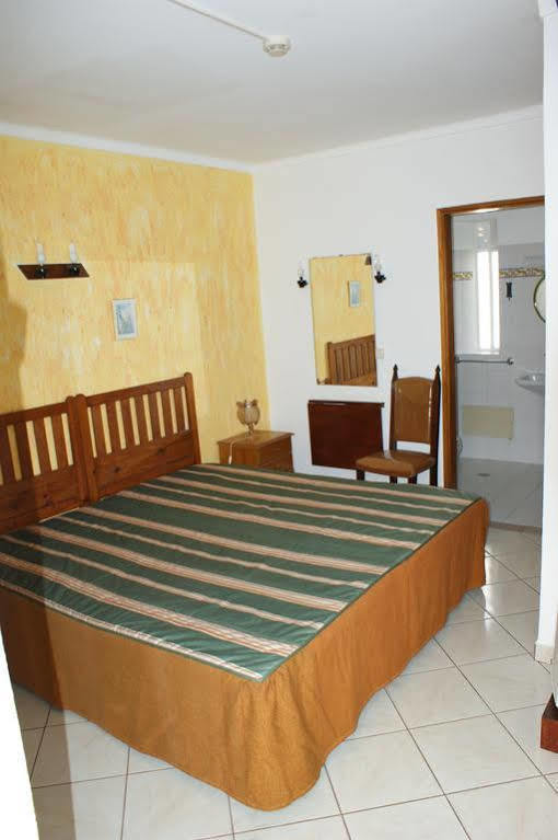 Vila Emilia Hotel *