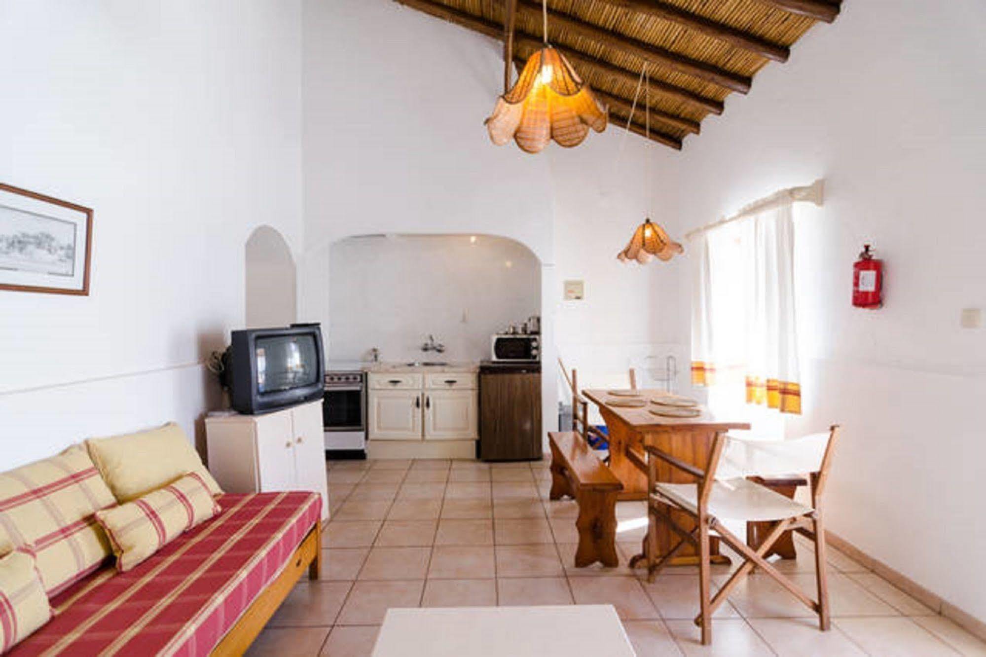 Landhaus Quinta Do Lagar - By Portugalferias *