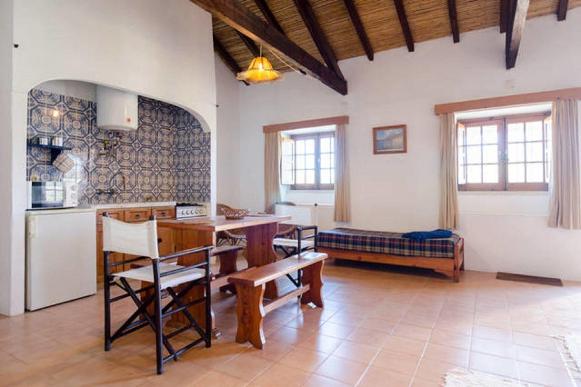 Landhaus Quinta Do Lagar - By Portugalferias *