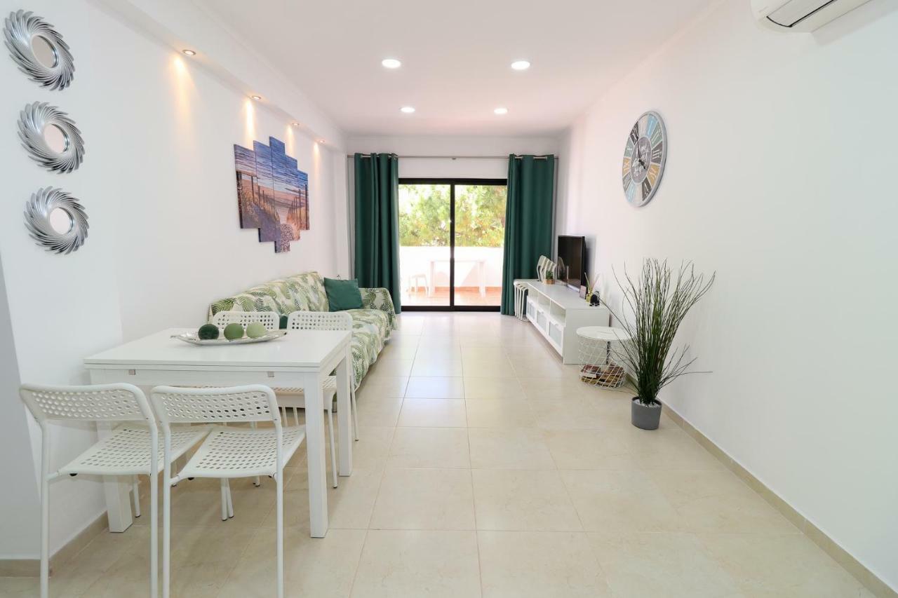 Green Paradise T2 With Pool Rooftop Apartment
