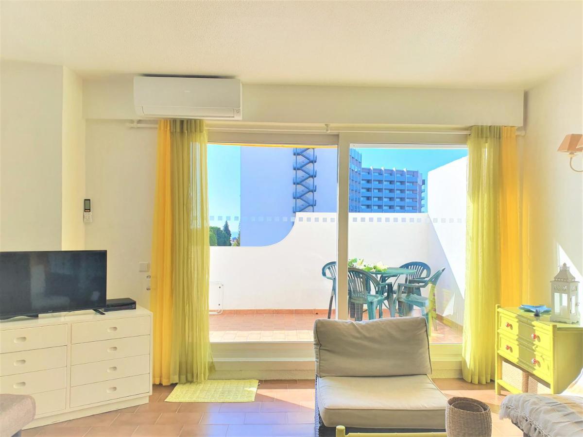 Tropical Apartment *