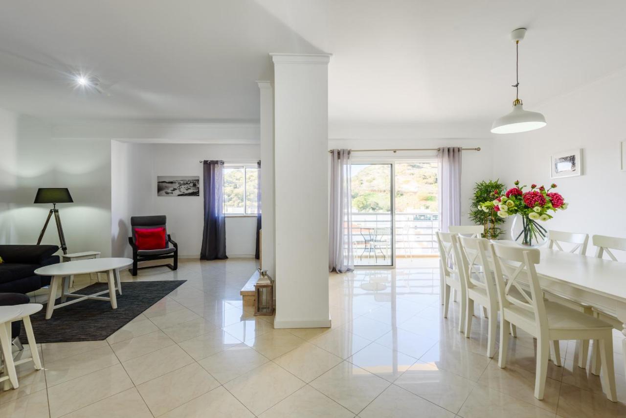 Amazing In Apartment *