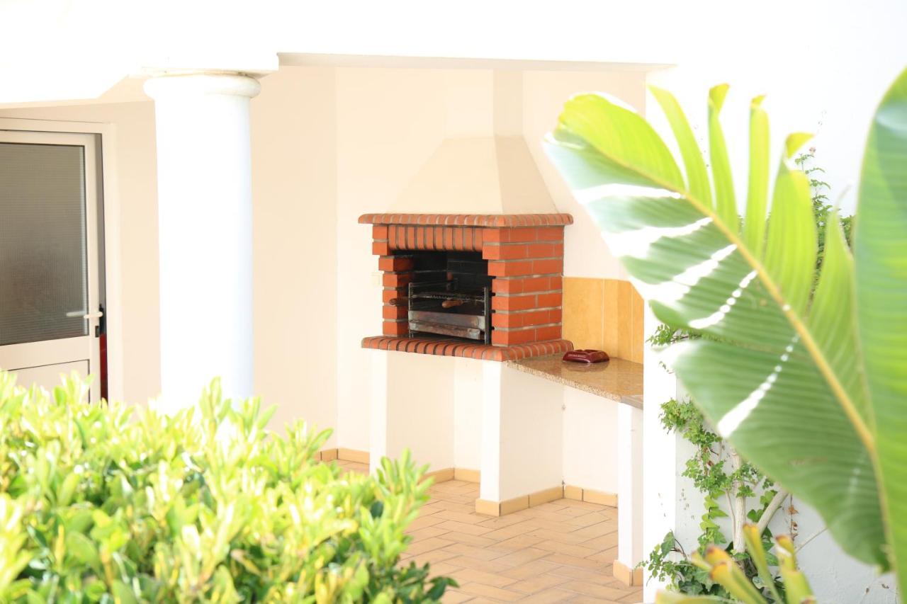 Casa Dos Pinheiros, Sesmarias, Albufeira Ferienhaus *