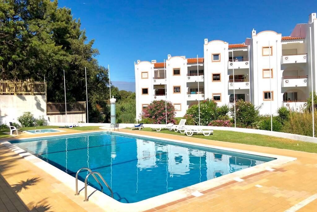 + Proche Avec Piscine Apartment *