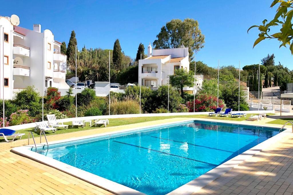 + Proche Avec Piscine