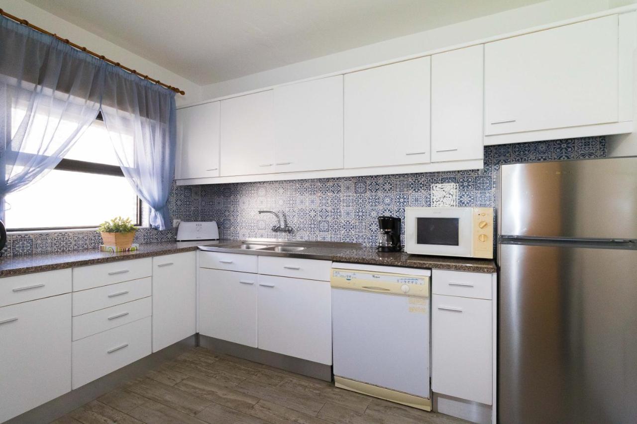 Sunny Oura By Alzira Apartment